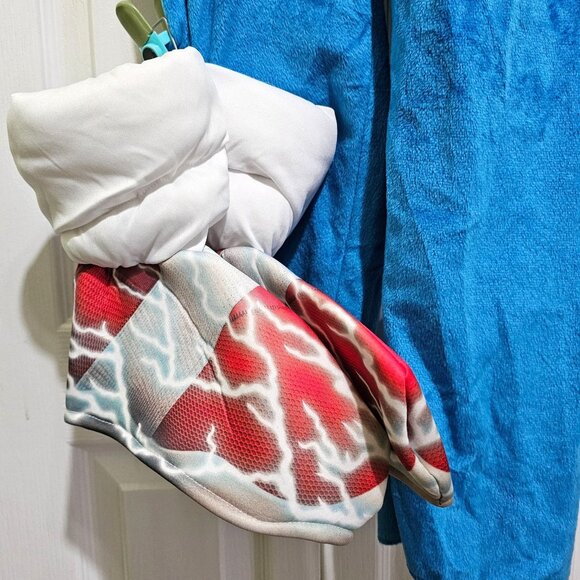 Sonic The Hedgehog 2 Kids Costume Kit Boot Covers Inflatable Hood Gloves Tail - Picture 5 of 13